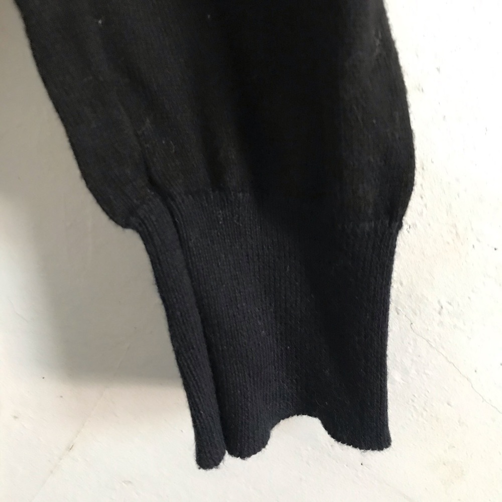 Pierre Balmain Black/Navy Vneck Sweater - Picture 3 of 7